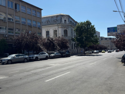 Spatiu Ultracentral pentru birouri, Judecatoria Craiova 91,17mp!