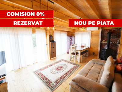Casa din lemn,la cheie Podari, 500mp teren!