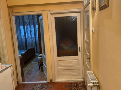 2 camere centrala proprie etaj 2 din 4