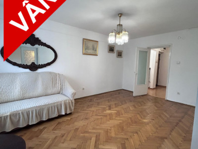 Rezervat! 3 camere cu acces individual, 2 bai,  centrala proprie 105.000Euro!