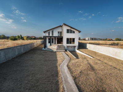 Casa impresionanta Metro, 900MP teren, Garaj la Demisol+P+M, Porotherm
